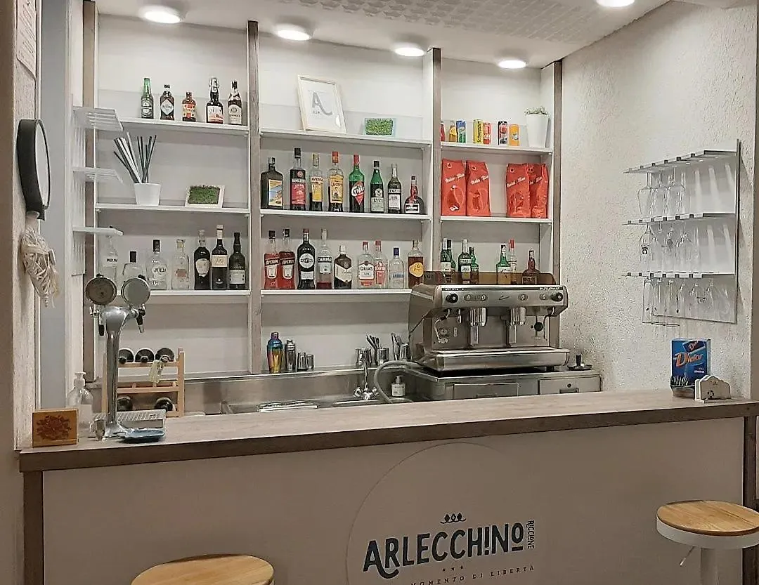 Hotel Arlecchino ריצ'יונה