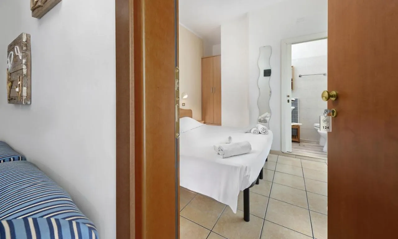 ***  Hotel Arlecchino ריצ'יונה איטליה